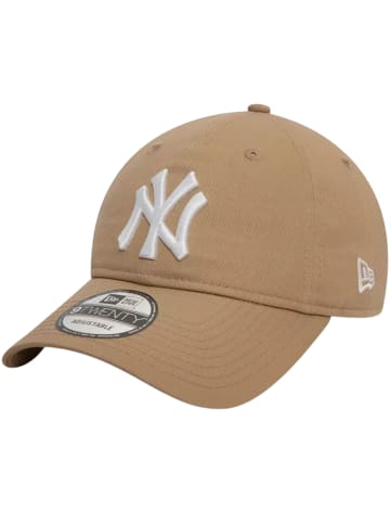 NEW ERA New Era 9TWENTY League Essentials New York Yankees Cap in Beige
