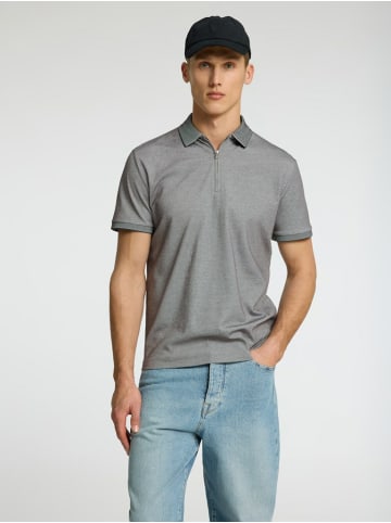 Selected für in grau