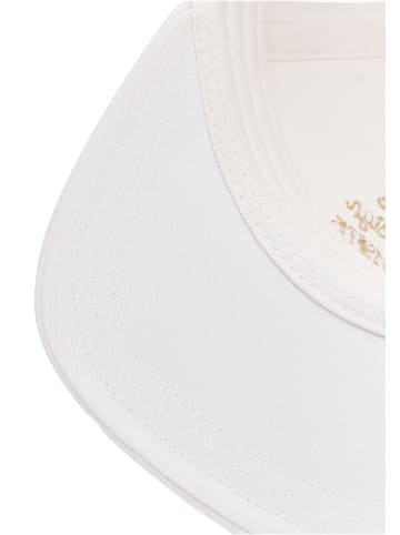 Puma Snapback in white