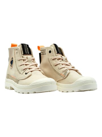 Palladium Schnürschuhe in Beige