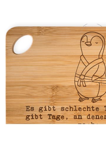 Mr. & Mrs. Panda Schneidebrett Pinguin Karate mit Spruch in Braun