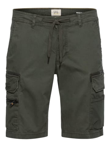 Camel Active Explorer Cargo Short Regular Fit in Dunkelgrün