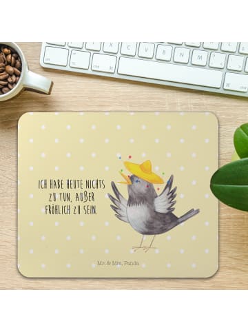 Mr. & Mrs. Panda Mauspad Rabe Sombrero mit Spruch in Gelb Pastell