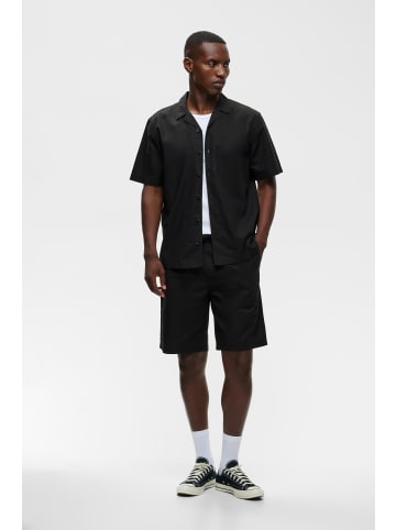 Matinique Shorts MABarton Gerade Passform in Black