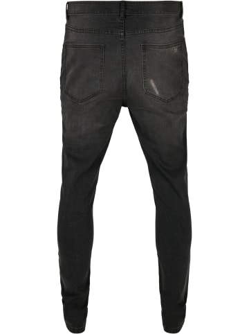 Urban Classics Jeans in realblk heavy destroyed washed