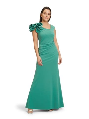 Vera Mont Abendkleid figurbetont in Silky Green