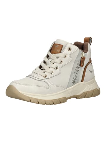 Mustang Sneaker in Cream