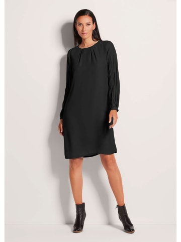 MADELEINE Langärmeliges Kleid in schwarz