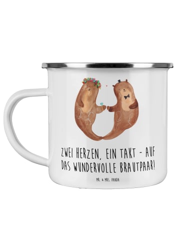 Mr. & Mrs. Panda Camping Emaille Tasse Brautpaar Herzen mit Spruch in Weiß