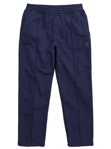 STHUGE Bermuda in marine