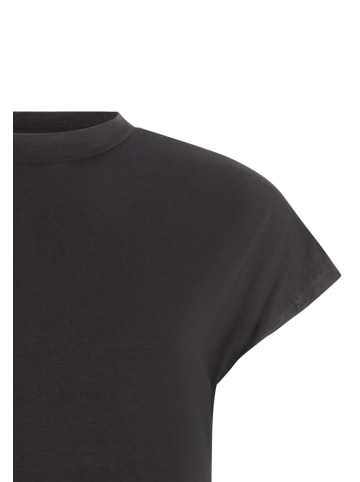Protest " PRTAgnes in True Black