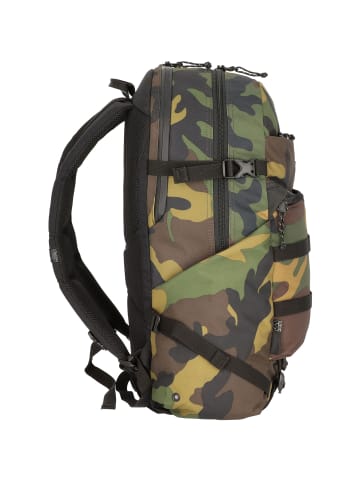 Ogio Alpha Convoy 320 Rucksack 47 cm Laptopfach in woodlandcamo