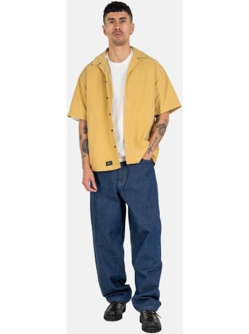 Reell T-Shirt "Resort Cord Shirt" in Gelb