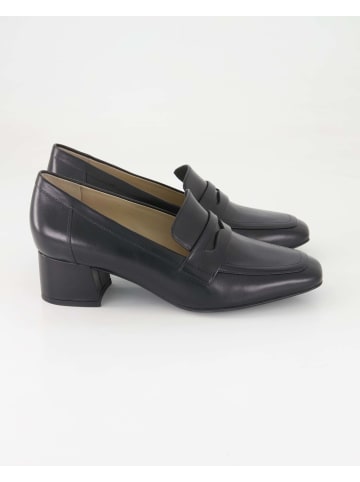 Terry Slipper in Schwarz