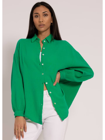 SASSYCLASSY Ultra Oversize Musselin-Blusenhemd kürzere Variante in Frühlingsgrün