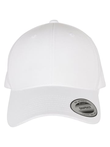  Flexfit Snapback in white