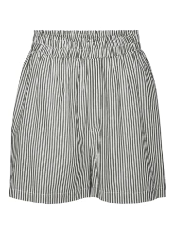 Vero Moda Shorts in Dusty Olive