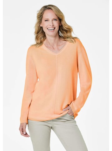 GOLDNER Kurzgröße:  Basicpullover mit V-Ausschnitt in pfirsich