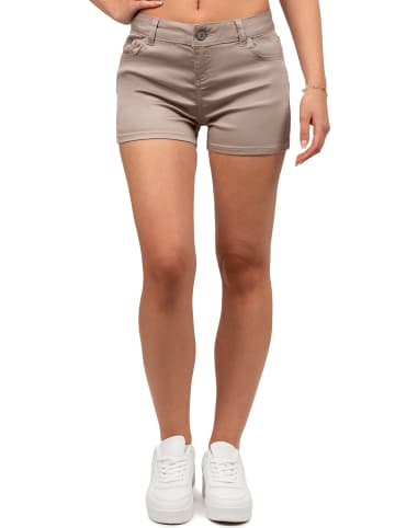 Cipo & Baxx Shorts in Beige