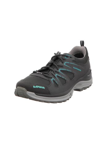 LOWA Outdoorschuhe in grau