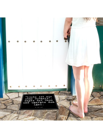 Mr. & Mrs. Panda Fußmatte außen "Liebe ist nie ohne... mit Spruch in Schwarz