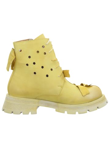 Papucei Schnürstiefelette in gelb