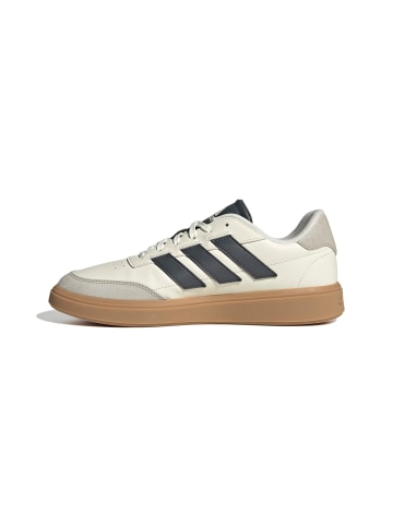 adidas Sneaker in beige
