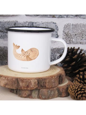 Mr. & Mrs. Panda XL Emaille Tasse Robbe Liegen ohne Spruch in Weiß