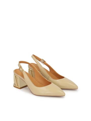 Kazar Pumps in Beige