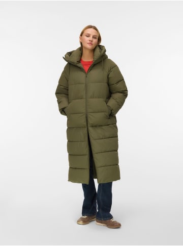 Vero Moda Mantel in Grape Leaf