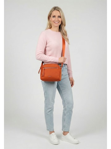 Tamaris Umhängetasche TAS Giuseppa in rust 624