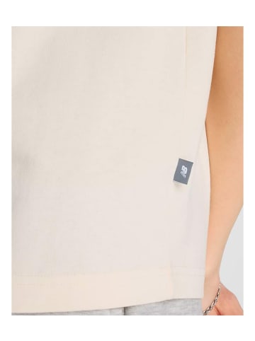 New Balance Tshirts in bunt