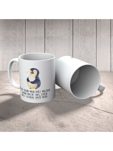 Mr. & Mrs. Panda Kindertasse Pinguin Diät mit Spruch in Weiß