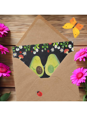 Mr. & Mrs. Panda Einladungskarte Avocado Pärchen mit Spruch in Kreidetafel