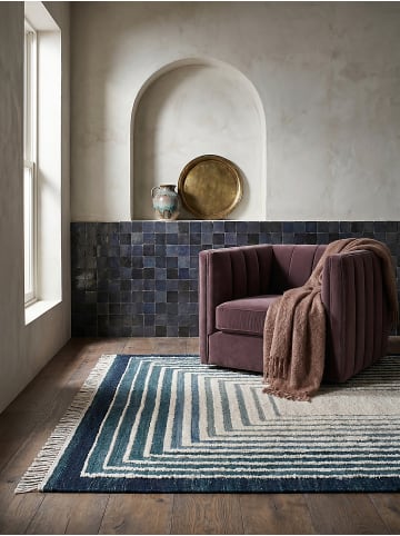 KADIMA DESIGN FROND Designerteppich Bouclé-Rahmen skandinavisch modern 140x200 Blau in Blau