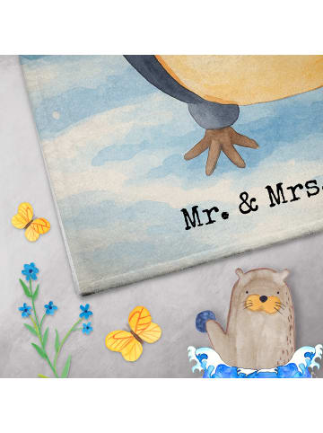 Mr. & Mrs. Panda Handtuch Pinguin Lolli Design ohne Spruch in Weiß