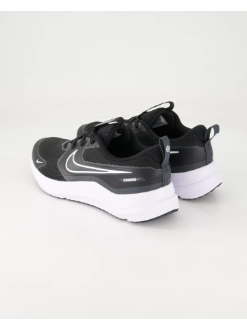 Nike Sportschuhe in Schwarz