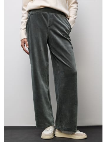 Street One Straight Leg Cordhose in Grün