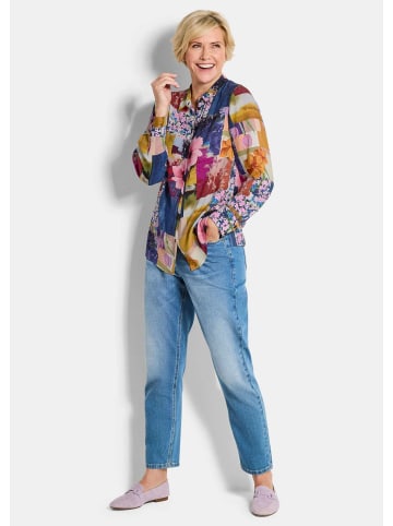 GOLDNER Kurzgröße:  Viskosebluse mit Patchwork-Print in bunt / gemustert
