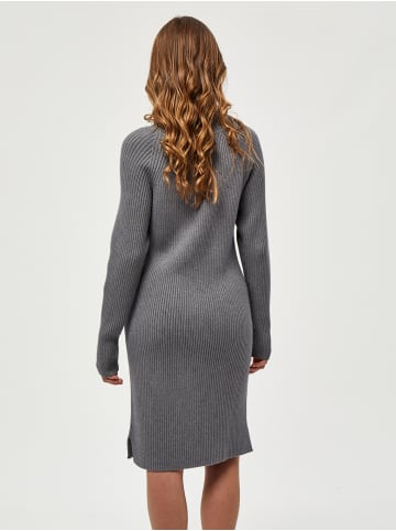 minus Kleid in Light Grey Melange