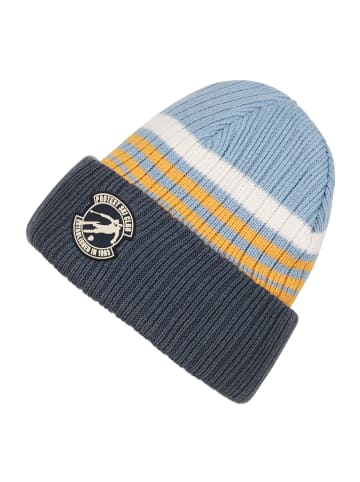 Protest " PRTLABUKI in Yale Blue