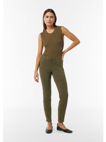 comma Hose in 7727_guacamole