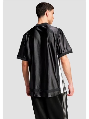 adidas adidas T-Shirts in black