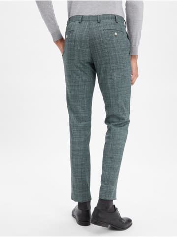 Andrew James Hose Mitch in tanne