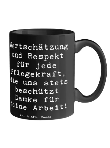 Mr. & Mrs. Panda Tasse Spruch Pflegekraft Wertschätzung mit Spruch in Schwarz