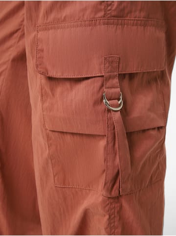 IPURI Hose in terra