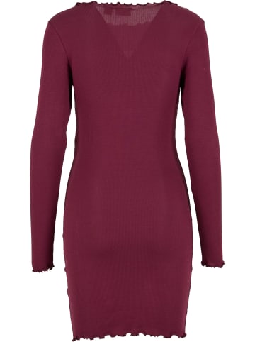 Noisy may Noisy may Kleider in windsor wine