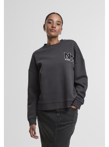 Noisy may Noisy may Rundhalsausschnitt in obsidian