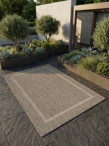 KADIMA DESIGN Teppich Outdoor Waschbar Einfarbig ALSTER Strapazierfähig OEKO-TEX in Braun