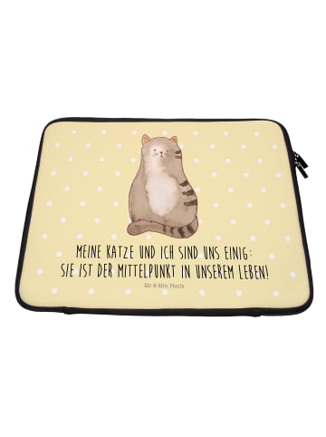 Mr. & Mrs. Panda Laptop Tasche Katze Sitzen mit Spruch in Gelb Pastell